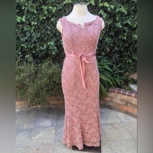 Woman’s Candalite Mauve pink sparkly sequin lace dress XL Petite